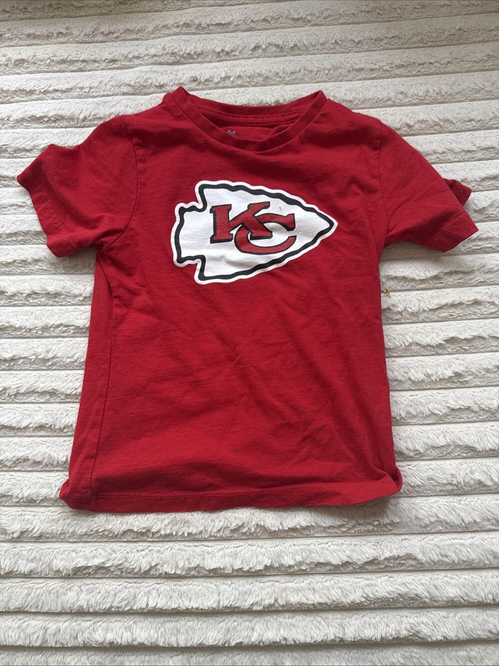 NFL Youth Medium Kansas City Cheifs T Shirt